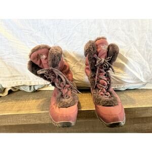 The North Face Fur Puffer Quilted Goose Down Nuptse Boots Women's size 8.5